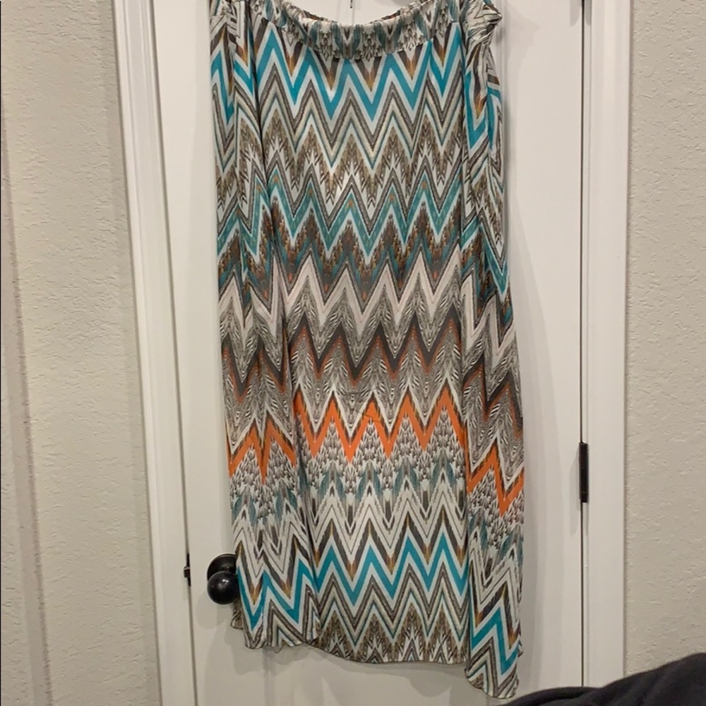 Cato 20W skirt with chevron print